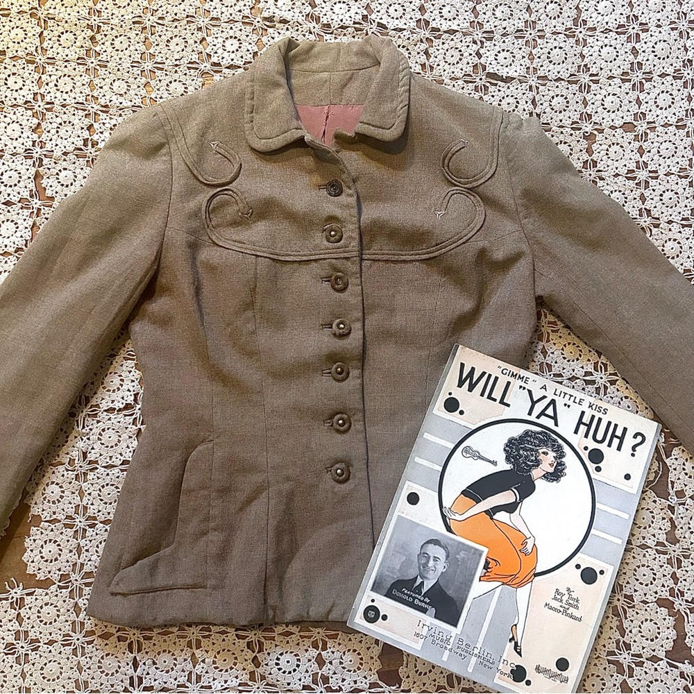 ⭐️40s Taupe Wool Jacket⭐️